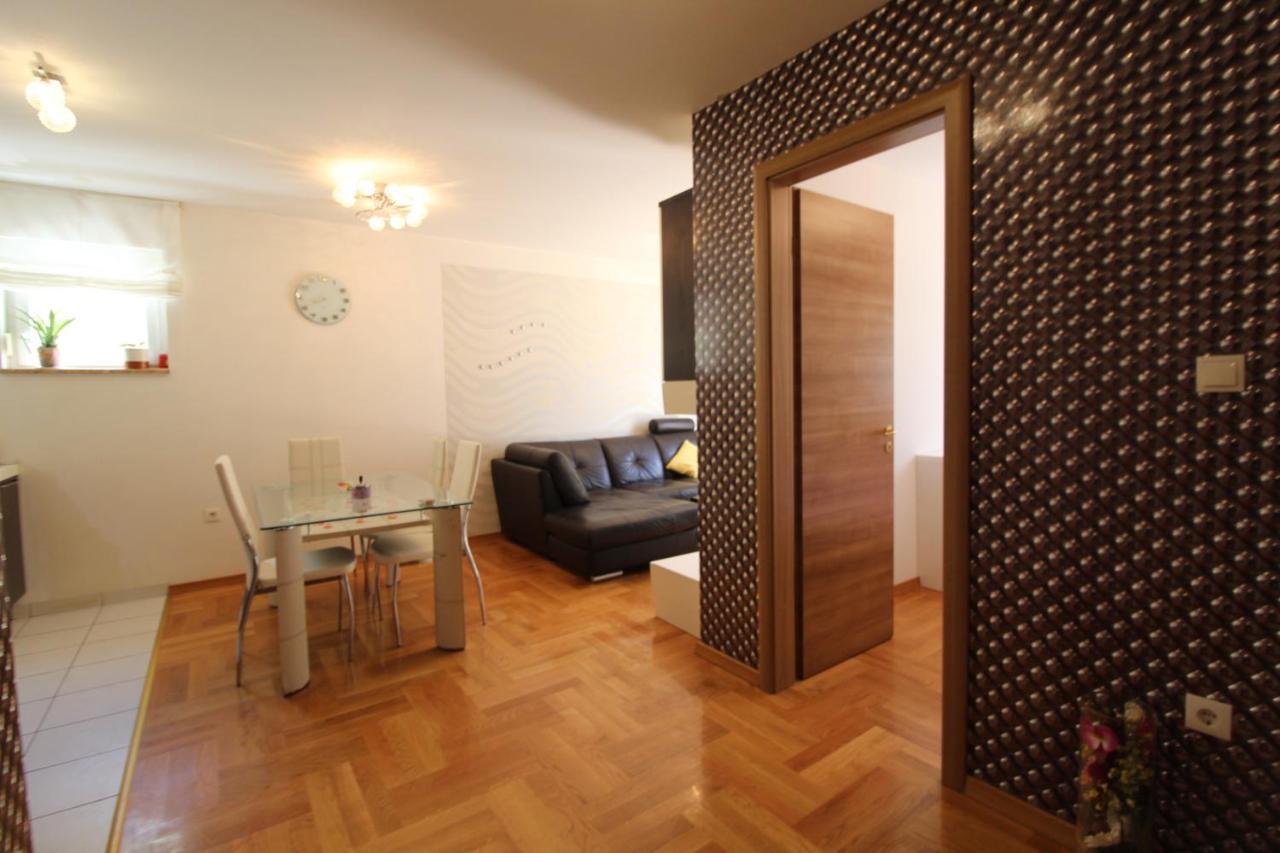 Macadamia Apartment With Garage Parking Σπλιτ Εξωτερικό φωτογραφία